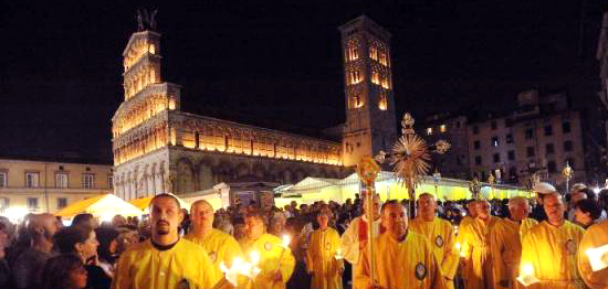 Le celebrazioni religiose per la S. Croce a Lucca